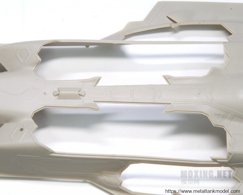[坦克模型对比评测]MENG(LS007) VS 小鹰(80103)-1/48 F-35A
