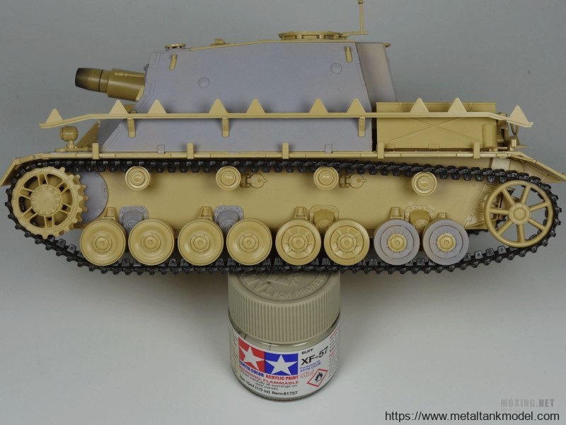 [模型网评测]田宫(35353)-1/35德国4号