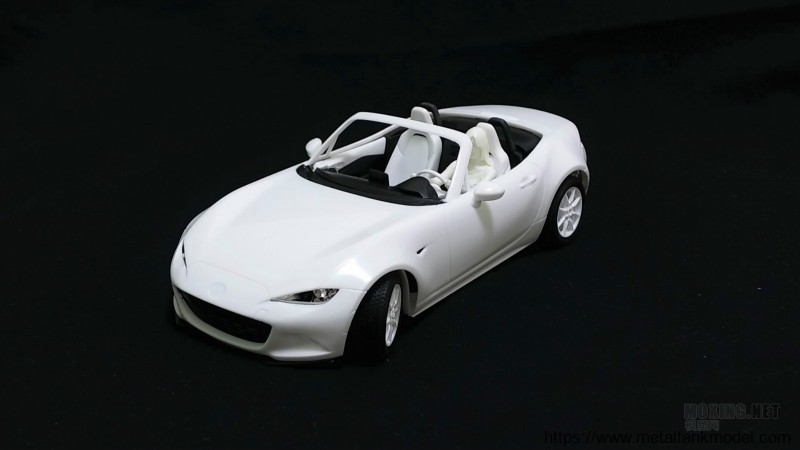 [模型网评测]田宫-1/24马自达MX-5/ROADSTER敞篷跑车(24342)-实车简介 - 第3张  | 制作坦克模型记录