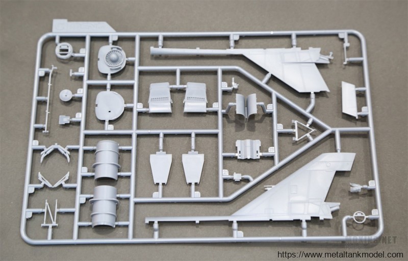 [模型网评测]MENG-1/72康维尔F-106A