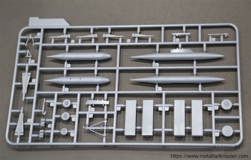 [模型网评测]MENG-1/72康维尔F-106A