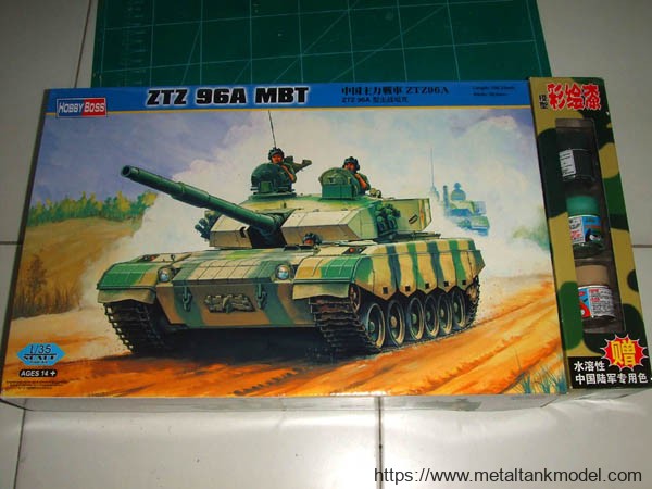 [开盒评测]HOBBYBOSS-中国ZTZ-96A主战坦克(82464)-板件及简介