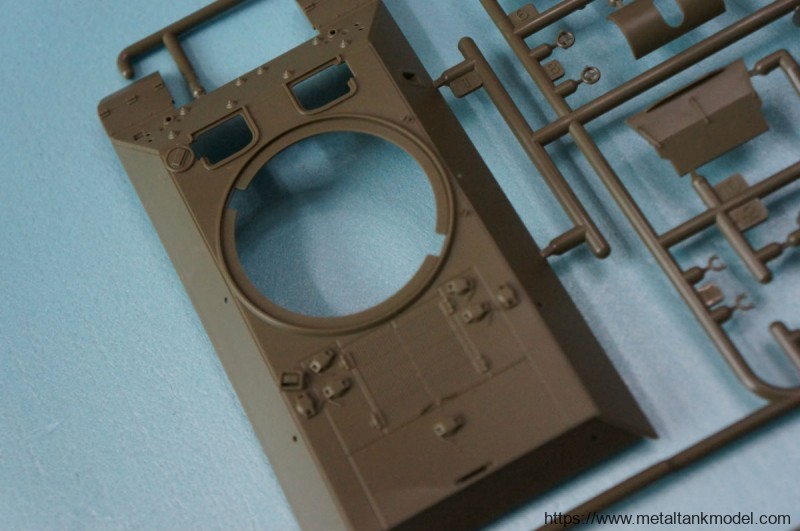 [开盒评测]田宫-1/48美国M-10(中期型)坦克歼击车(32519)-封绘及简介 - 第2张  | 制作坦克模型记录