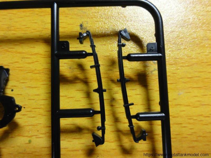 [开盒评测]MENG-1/35武装皮卡附军需品(VS-002)-封绘及简介 - 第4张  | 制作坦克模型记录