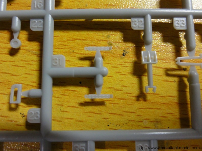 [开盒评测]MENG-1/35武装皮卡附军需品(VS-002)-封绘及简介 - 第12张  | 制作坦克模型记录