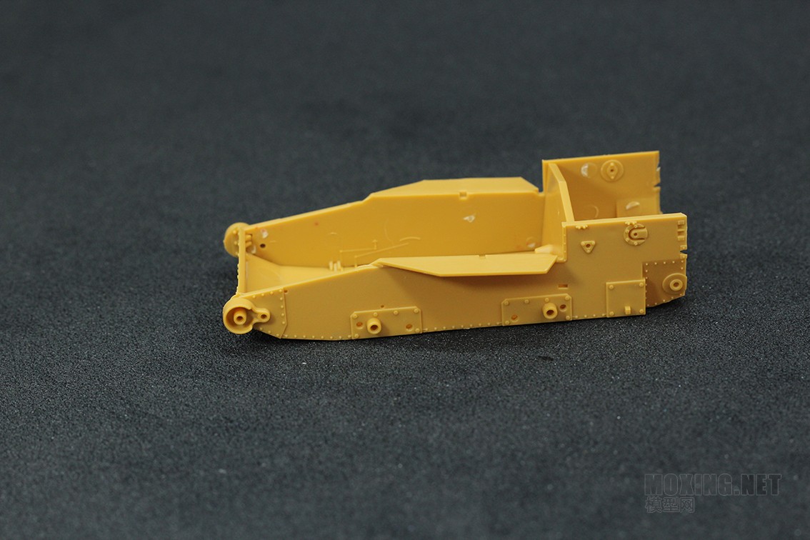 [模型网评测]威骏-1/35 意大利L35/c超轻型坦克搭载20毫米反坦克枪(CB35049)-开盒 - 第2张  | 制作坦克模型记录
