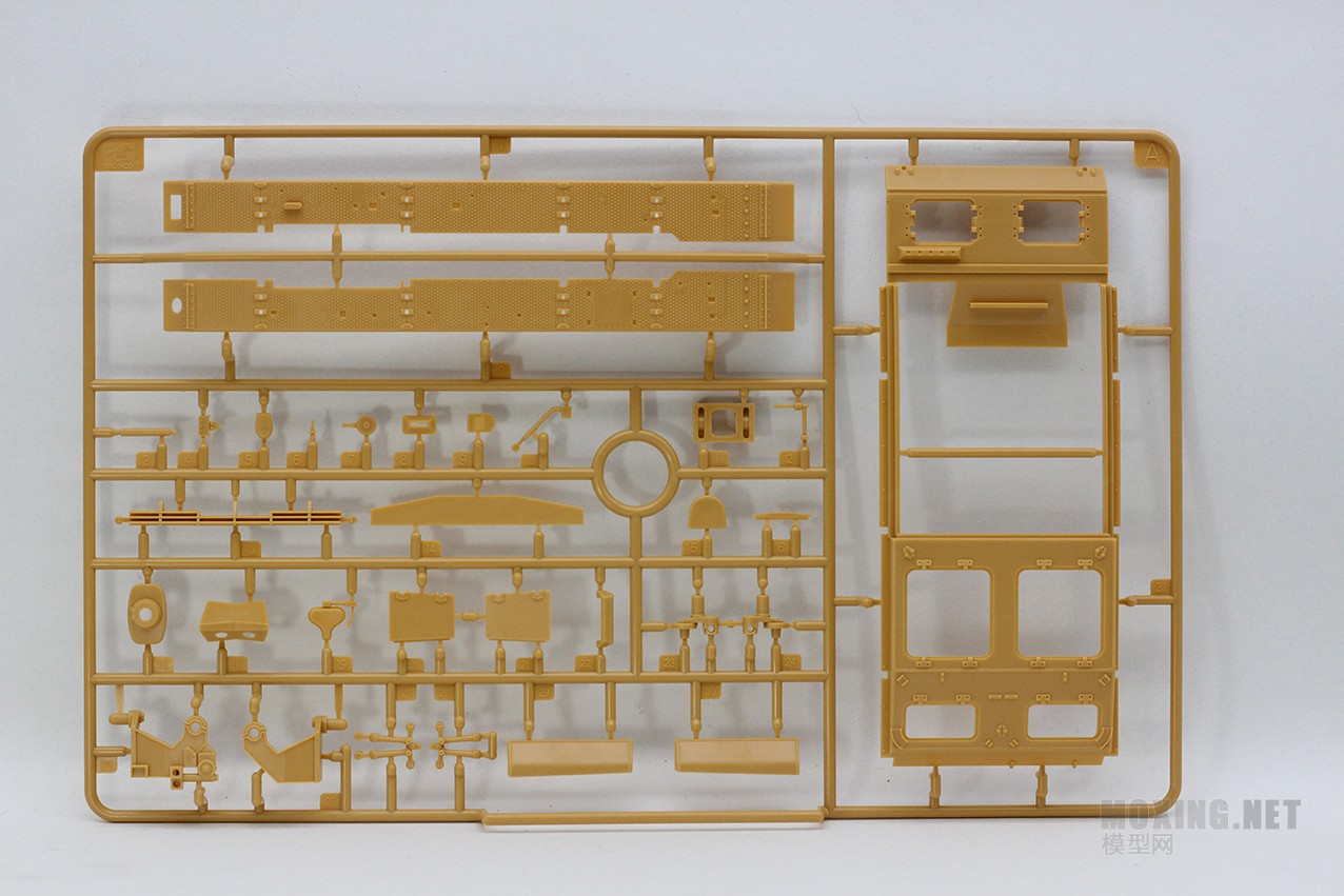 [模型网评测]威骏(CB35119)-1/35德国三号突击炮E型(东线战场1942)-简介 - 第1张  | 制作坦克模型记录