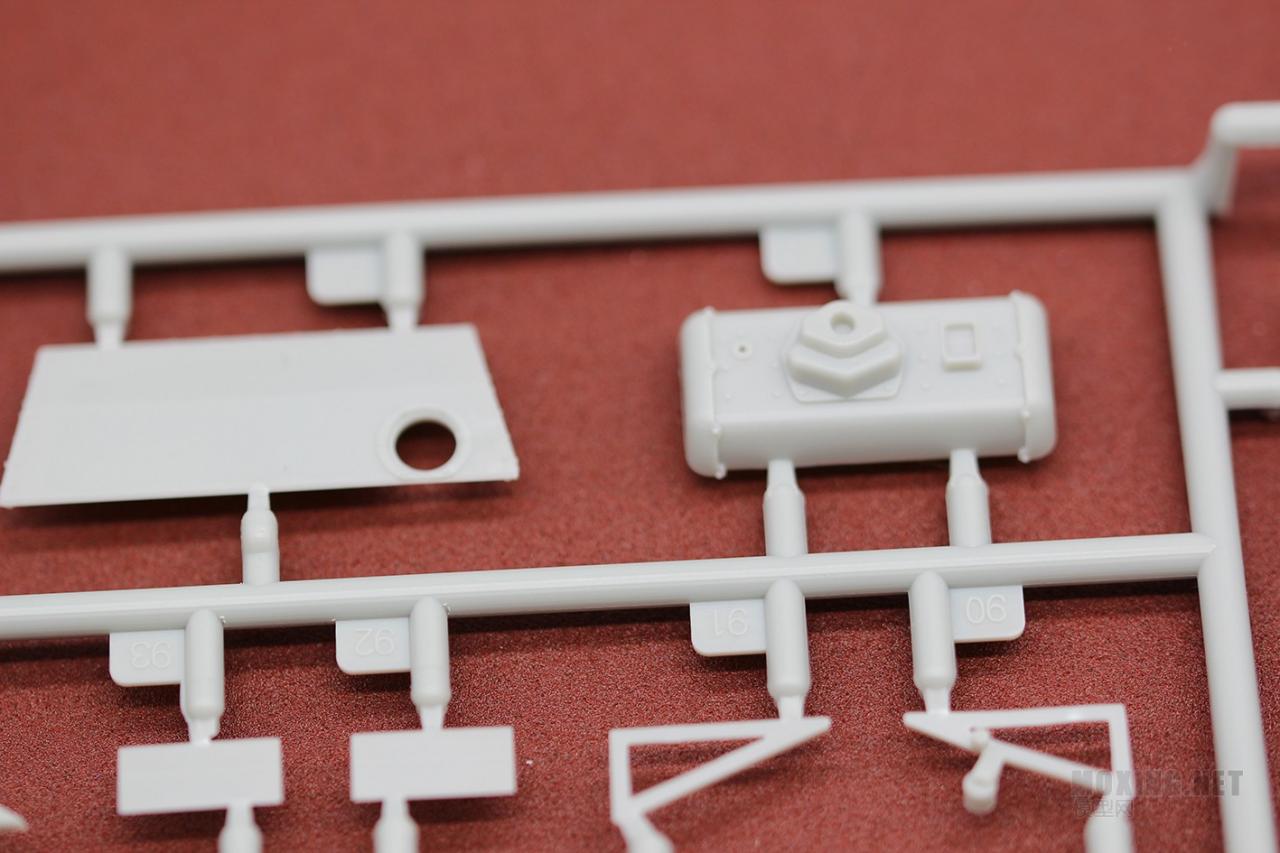 [模型网评测]威骏-1/35 A-17 君主 MK.I/MK.ICS 轻型坦克(CB35210)-实车照片 - 第13张  | 制作坦克模型记录