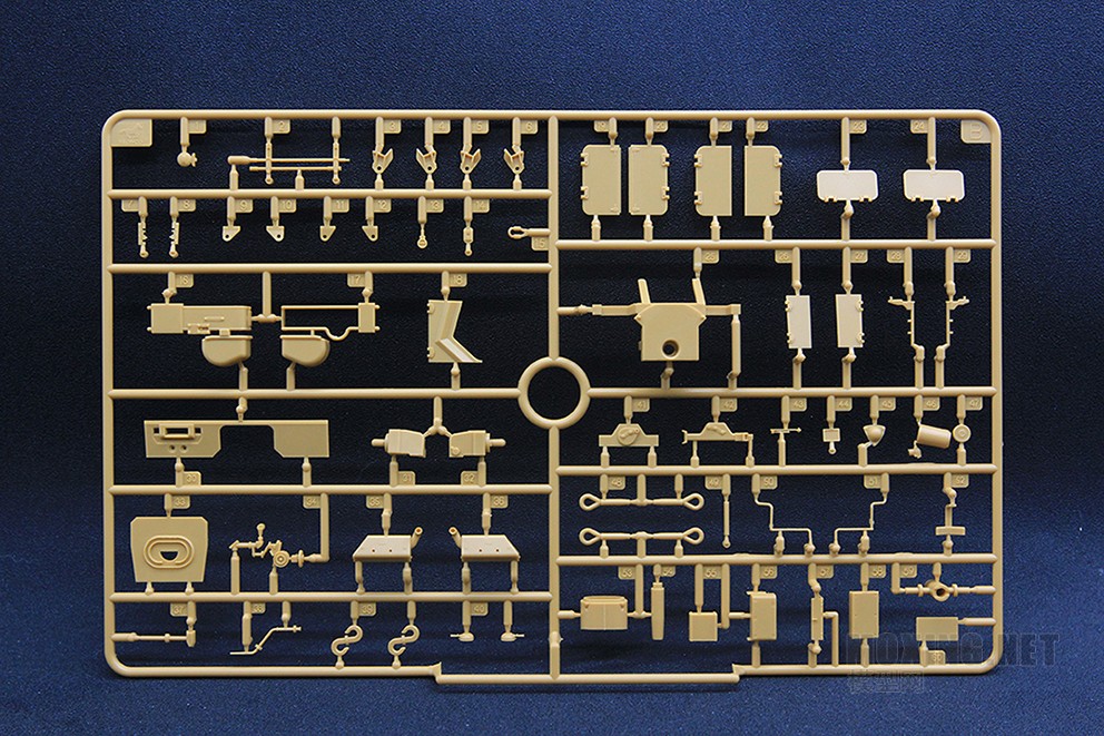 [模型网评测]威骏-1/35德国三号突击炮E型(CB35118)-实车简介 - 第6张  | 制作坦克模型记录