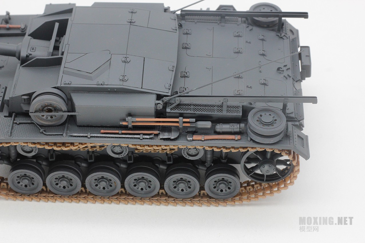 [模型网评测]威骏(CB35119)-1/35德国三号突击炮E型(东线战场1942)-简介 - 第7张  | 制作坦克模型记录