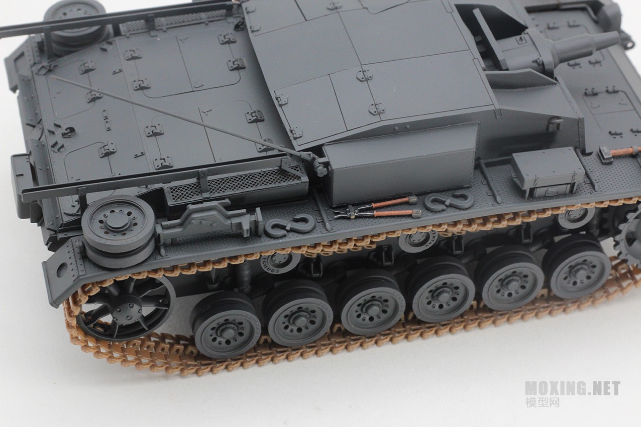 [模型网评测]威骏(CB35119)-1/35德国三号突击炮E型(东线战场1942)-简介 - 第8张  | 制作坦克模型记录