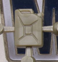 [模型网评测]威骏(GB7020)-1/72二战德军20升油箱与200升油桶组-开盒 - 第3张  | 制作坦克模型记录