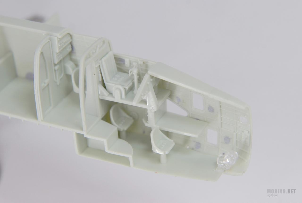 [模型网评测]威望-1/72英国哈利法克斯B MK.III轰炸机(04936)-实机简介 - 第2张  | 制作坦克模型记录