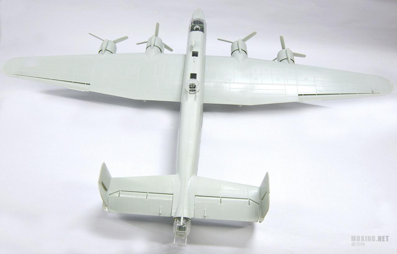 [模型网评测]威望-1/72英国哈利法克斯B MK.III轰炸机(04936)-实机简介 - 第1张  | 制作坦克模型记录