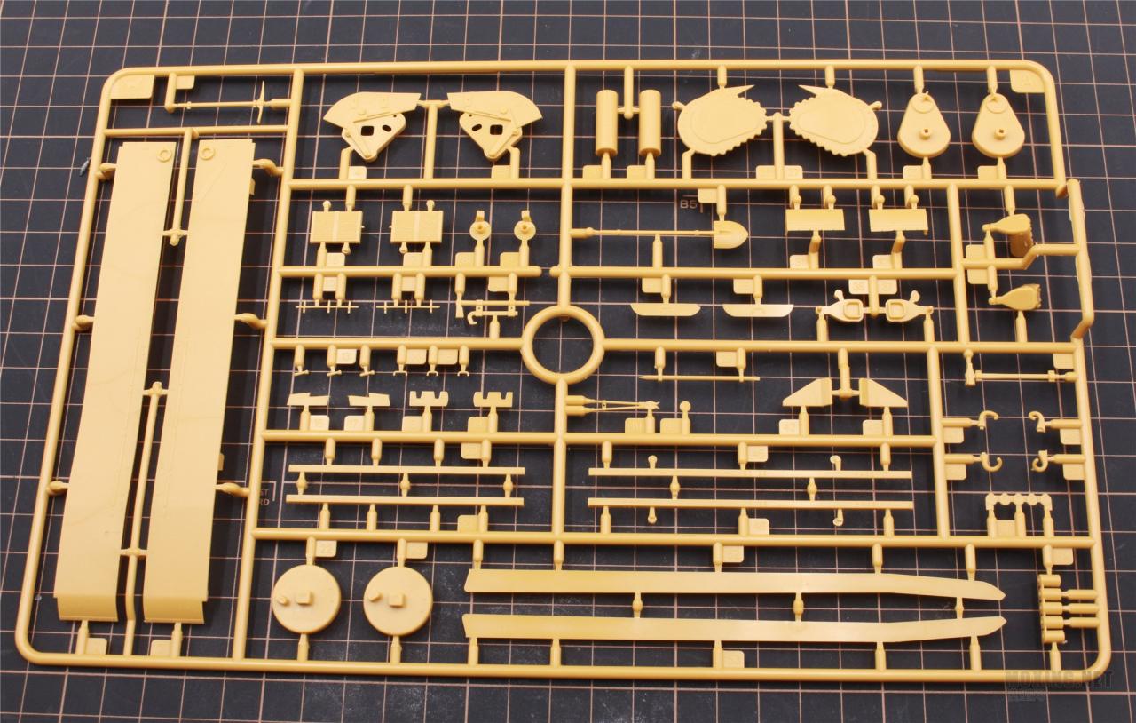 [模型网评测]威骏(CB35126)-1/35匈牙利