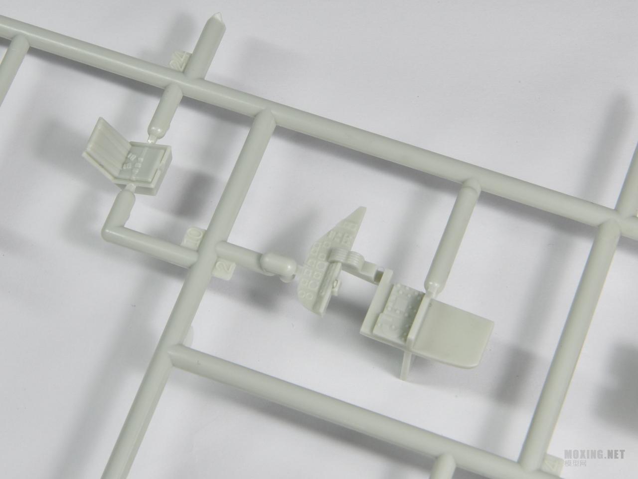 [模型网评测]威望-1/72英国哈利法克斯B MK.III轰炸机(04936)-实机简介 - 第3张  | 制作坦克模型记录
