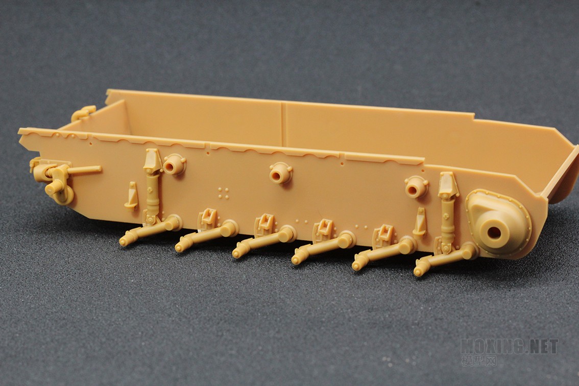 [模型网评测]威骏-1/35德国三号突击炮E型(CB35118)-实车简介 - 第4张  | 制作坦克模型记录