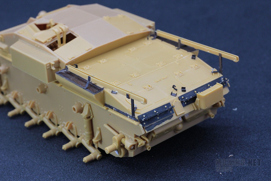 [模型网评测]威骏-1/35德国三号突击炮E型(CB35118)-实车简介 - 第3张  | 制作坦克模型记录