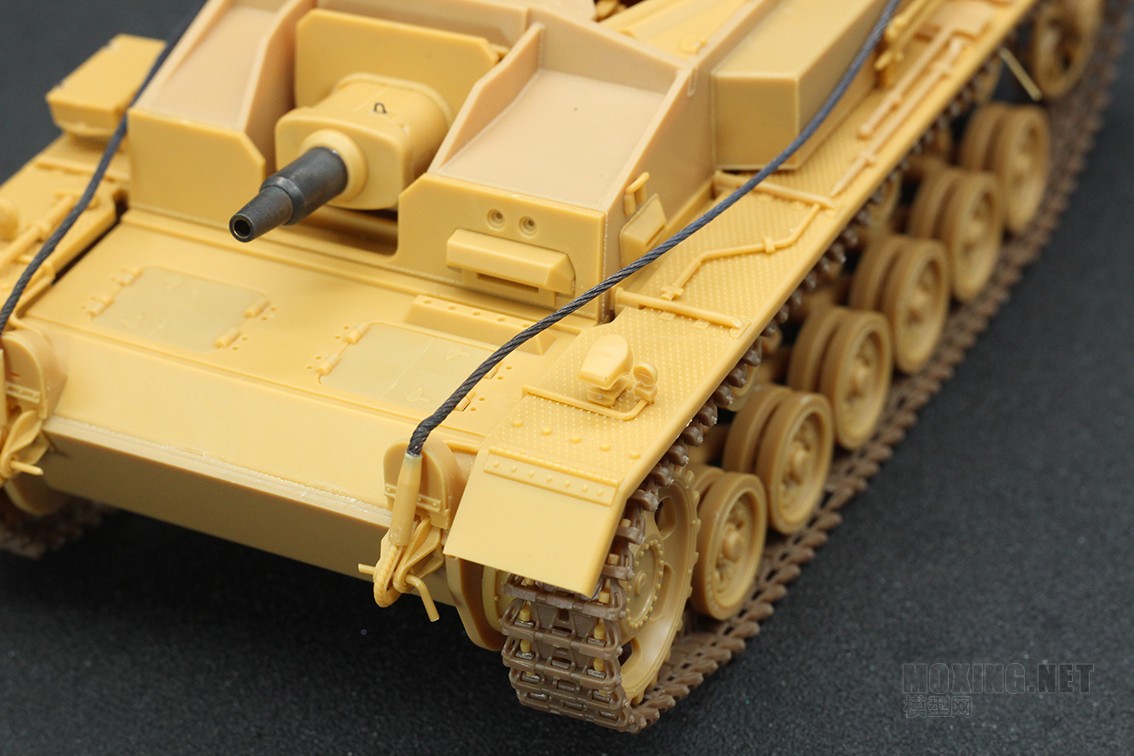 [模型网评测]威骏-1/35德国三号突击炮E型(CB35118)-实车简介 - 第10张  | 制作坦克模型记录