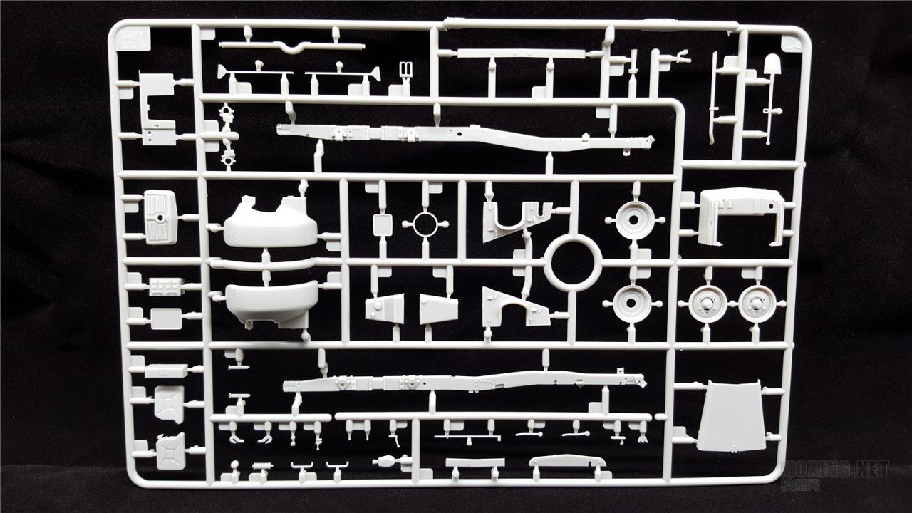 [模型网评测]威骏(CB35133)-1/35克虏伯Kfz.69牵引车(早期型)与37mm Pak36反坦克炮-简介及开盒 - 第7张  | 制作坦克模型记录