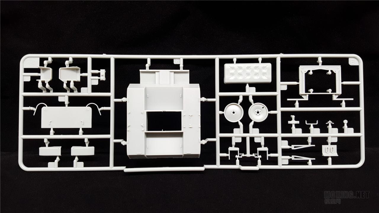 [模型网评测]威骏(CB35133)-1/35克虏伯Kfz.69牵引车(早期型)与37mm Pak36反坦克炮-简介及开盒 - 第11张  | 制作坦克模型记录