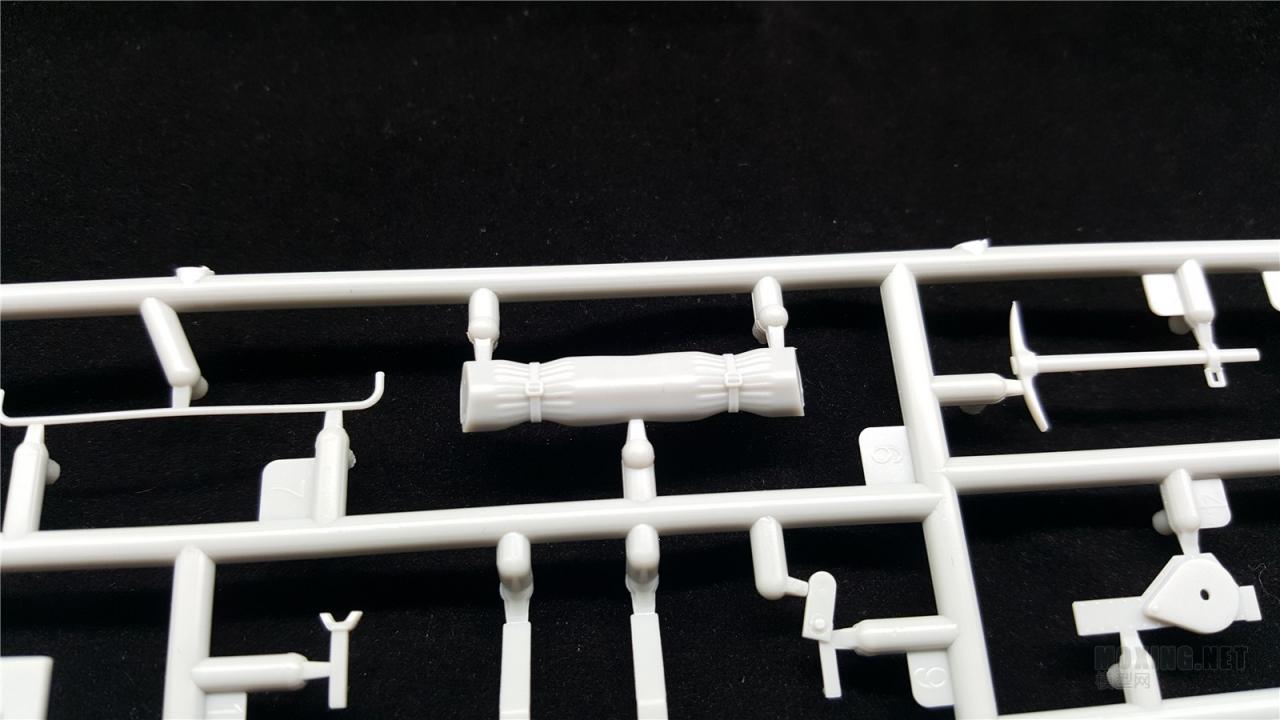 [模型网评测]威骏(CB35133)-1/35克虏伯Kfz.69牵引车(早期型)与37mm Pak36反坦克炮-简介及开盒 - 第13张  | 制作坦克模型记录