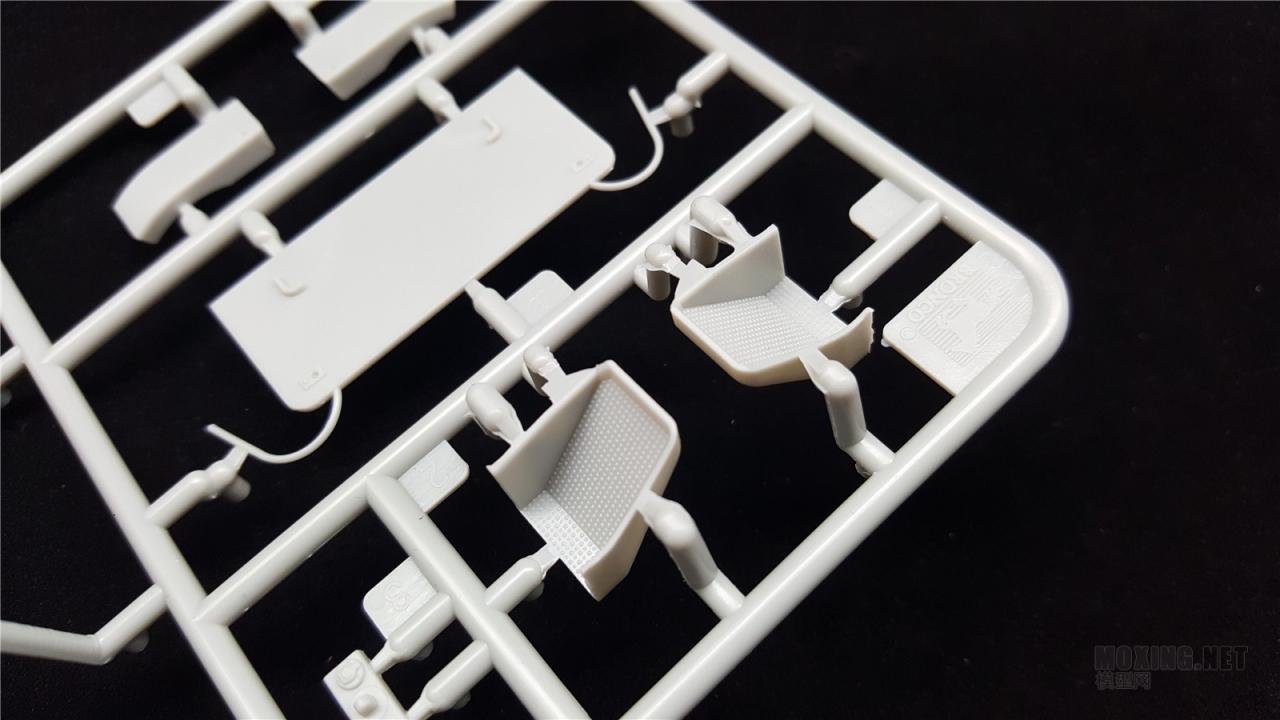 [模型网评测]威骏(CB35133)-1/35克虏伯Kfz.69牵引车(早期型)与37mm Pak36反坦克炮-简介及开盒 - 第17张  | 制作坦克模型记录
