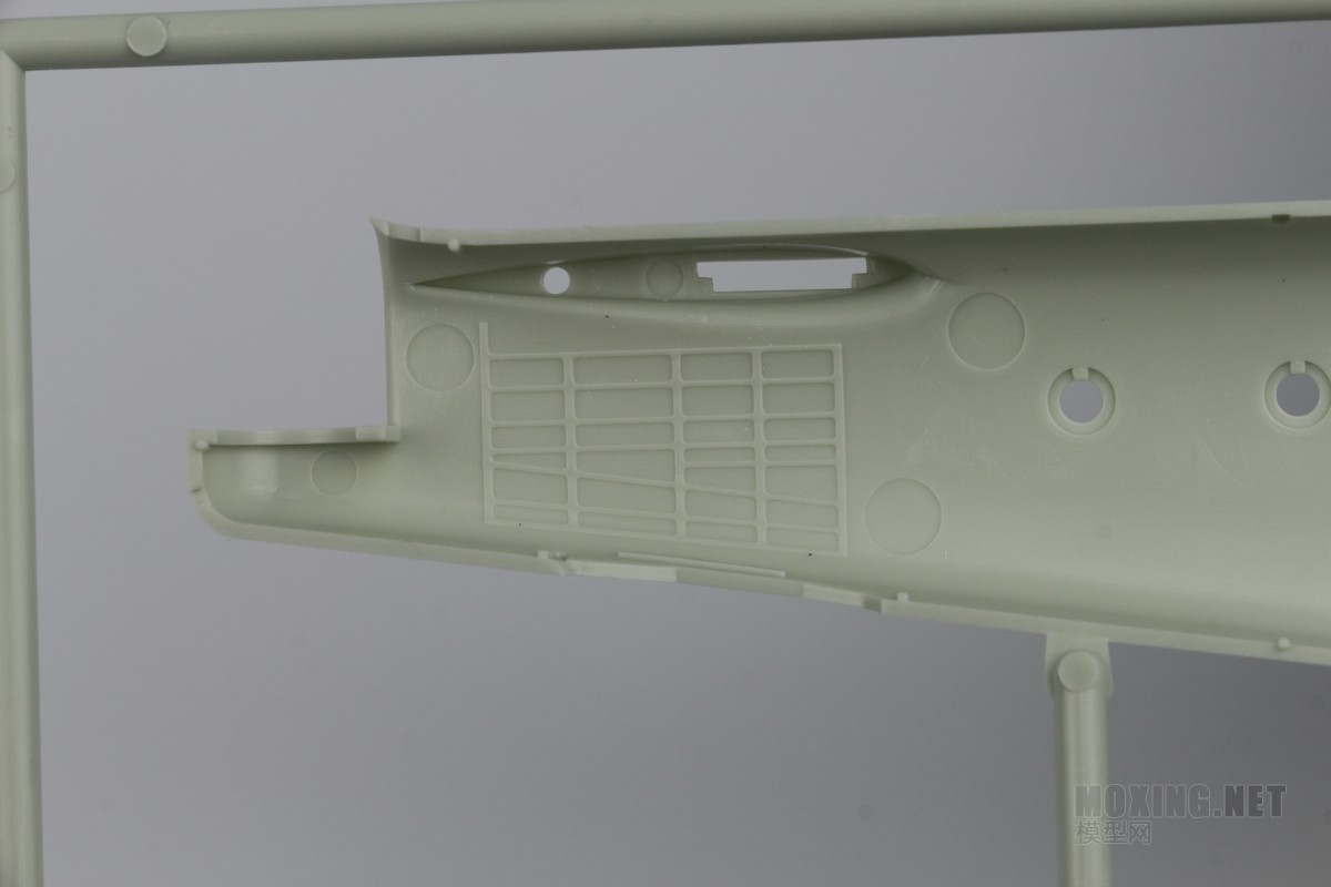 [模型网评测]威望-1/72英国哈利法克斯B MK.III轰炸机(04936)-实机简介 - 第7张  | 制作坦克模型记录
