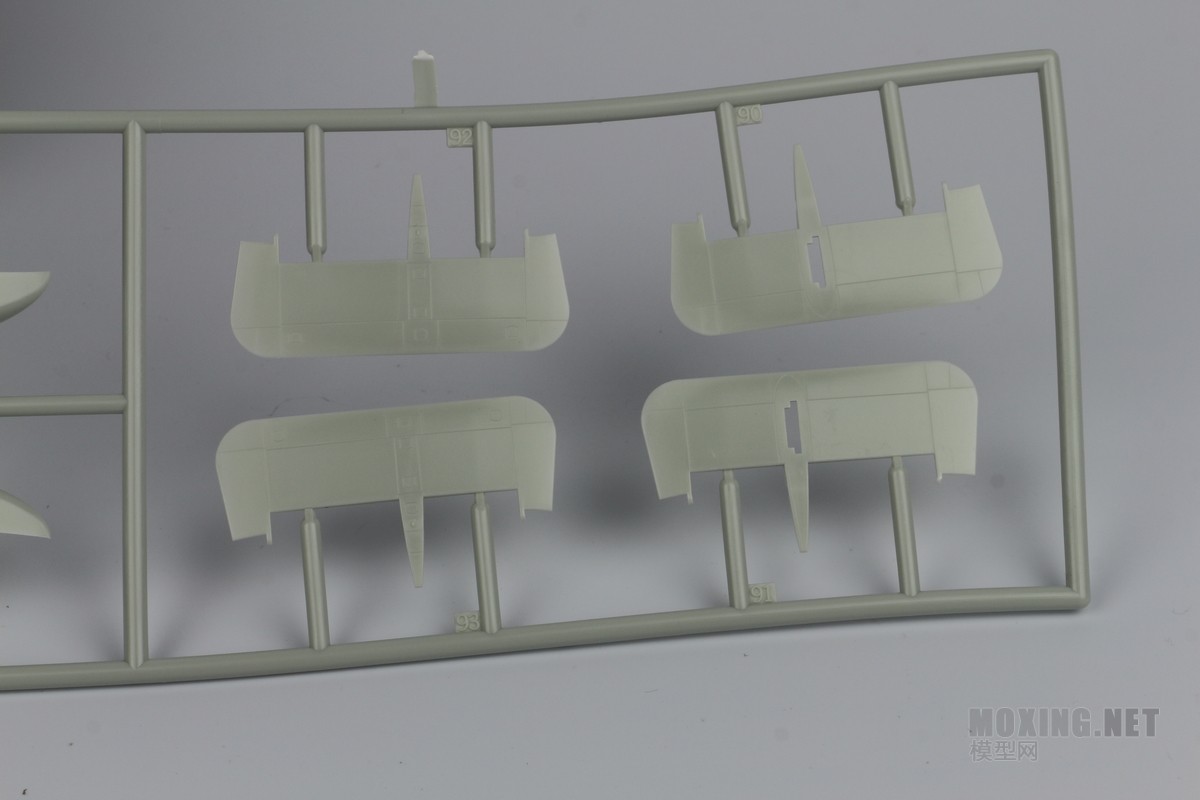 [模型网评测]威望-1/72英国哈利法克斯B MK.III轰炸机(04936)-实机简介 - 第24张  | 制作坦克模型记录