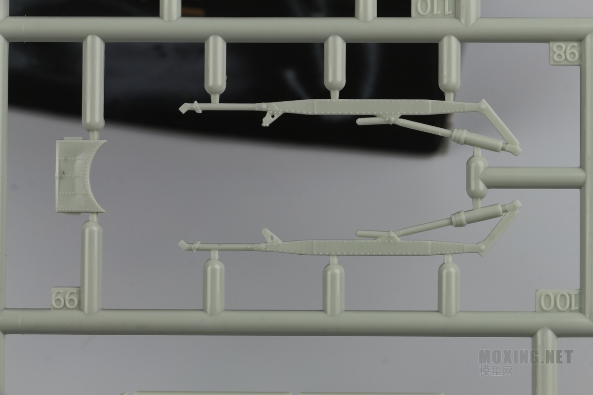 [模型网评测]威望-1/72英国哈利法克斯B MK.III轰炸机(04936)-实机简介 - 第5张  | 制作坦克模型记录