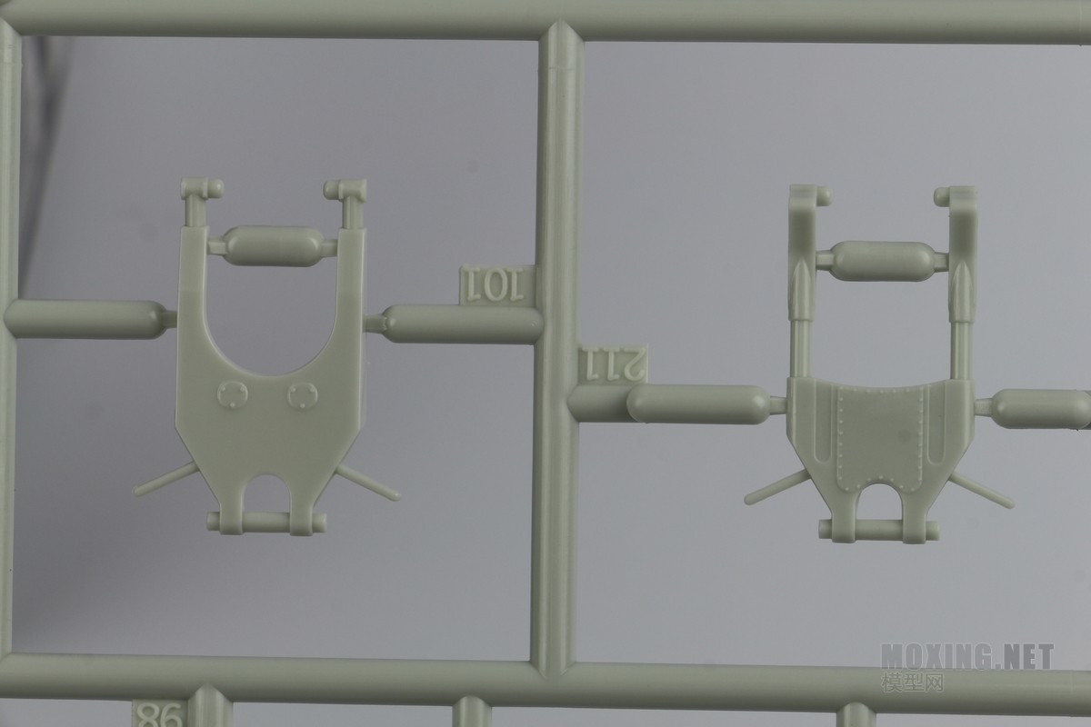 [模型网评测]威望-1/72英国哈利法克斯B MK.III轰炸机(04936)-实机简介 - 第7张  | 制作坦克模型记录