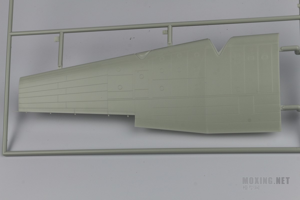 [模型网评测]威望-1/72英国哈利法克斯B MK.III轰炸机(04936)-实机简介 - 第6张  | 制作坦克模型记录