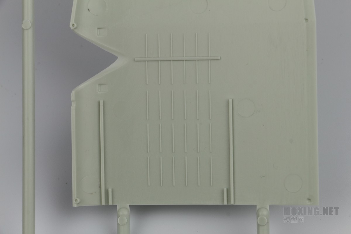 [模型网评测]威望-1/72英国哈利法克斯B MK.III轰炸机(04936)-实机简介 - 第9张  | 制作坦克模型记录
