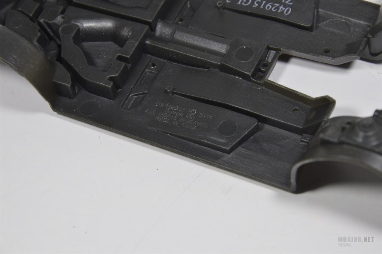 [模型网评测]威望(REVELL)-1/25 2013科迈罗(Camaro)ZL-1跑车(07059)-开盒简介 - 第5张  | 制作坦克模型记录