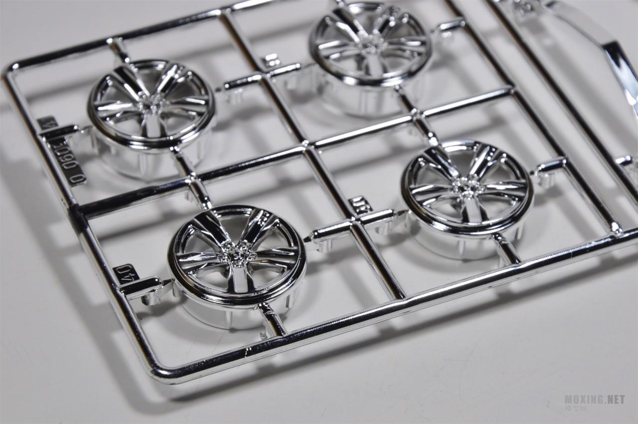 [模型网评测]威望(REVELL)-1/25 2013科迈罗(Camaro)ZL-1跑车(07059)-开盒简介 - 第11张  | 制作坦克模型记录