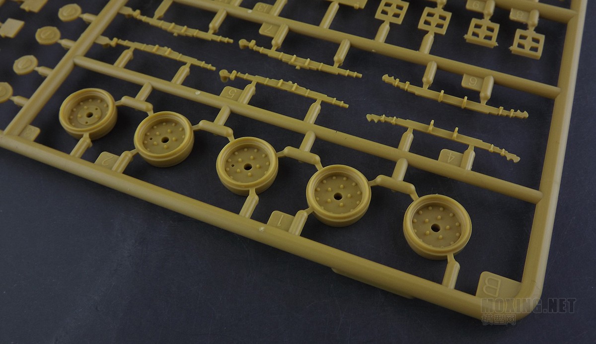 [模型网评测]威骏-1/35英国