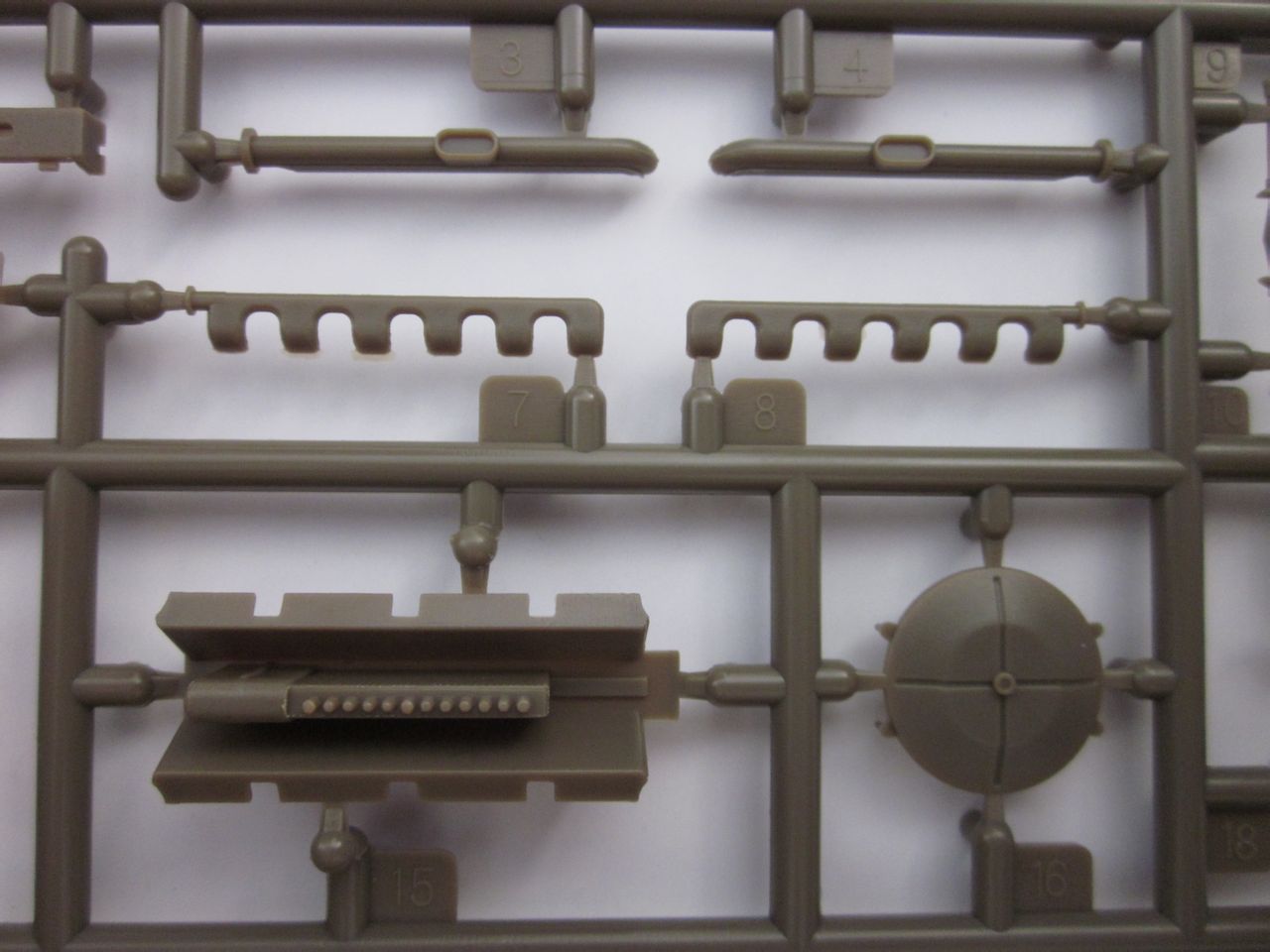 [开盒评测]威骏-1/35苏联SU-152(KV-14)43年9月生产型(CB35109)-封绘 - 第7张  | 制作坦克模型记录