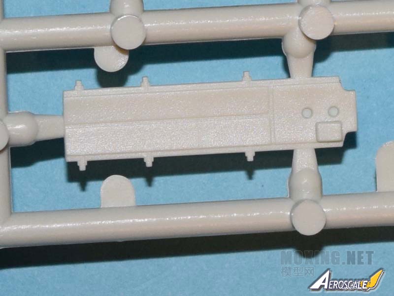 [开盒评测]威望-1/72瑞典JAS-39