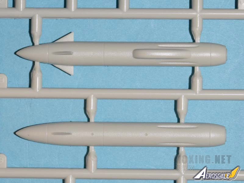 [开盒评测]威望-1/72瑞典JAS-39