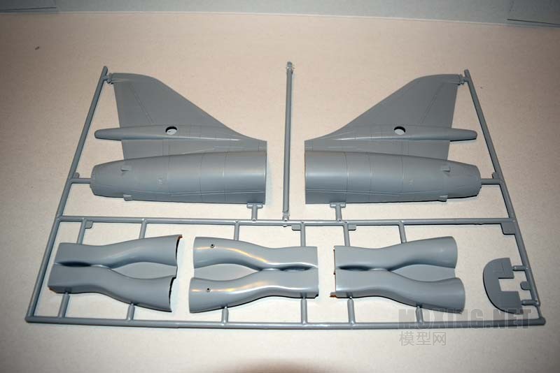 [开盒简评]威望/利华-1/48美国B-1B