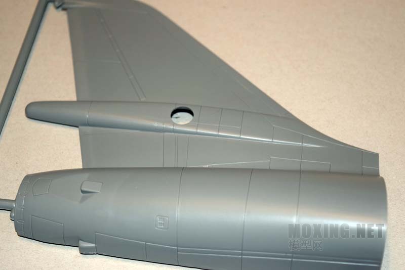[开盒简评]威望/利华-1/48美国B-1B