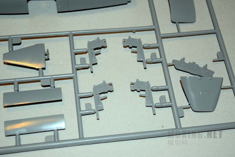[开盒简评]威望/利华-1/48美国B-1B