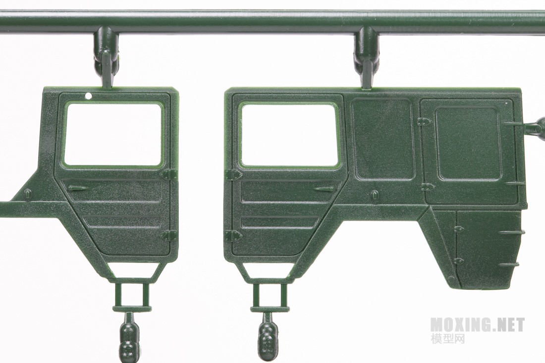 [模型网评测]威望-1/72德国LKW 5t.mil gl(MAN 4x4卡车)(03300)-开盒简介 - 第3张  | 制作坦克模型记录