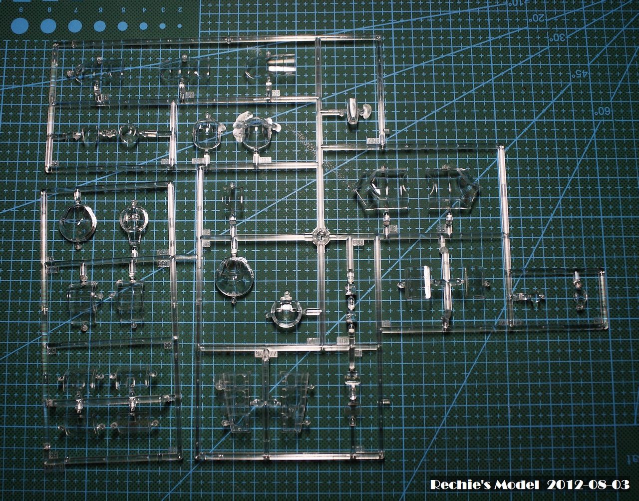 [开盒评测]威望-1/72波音B-17G