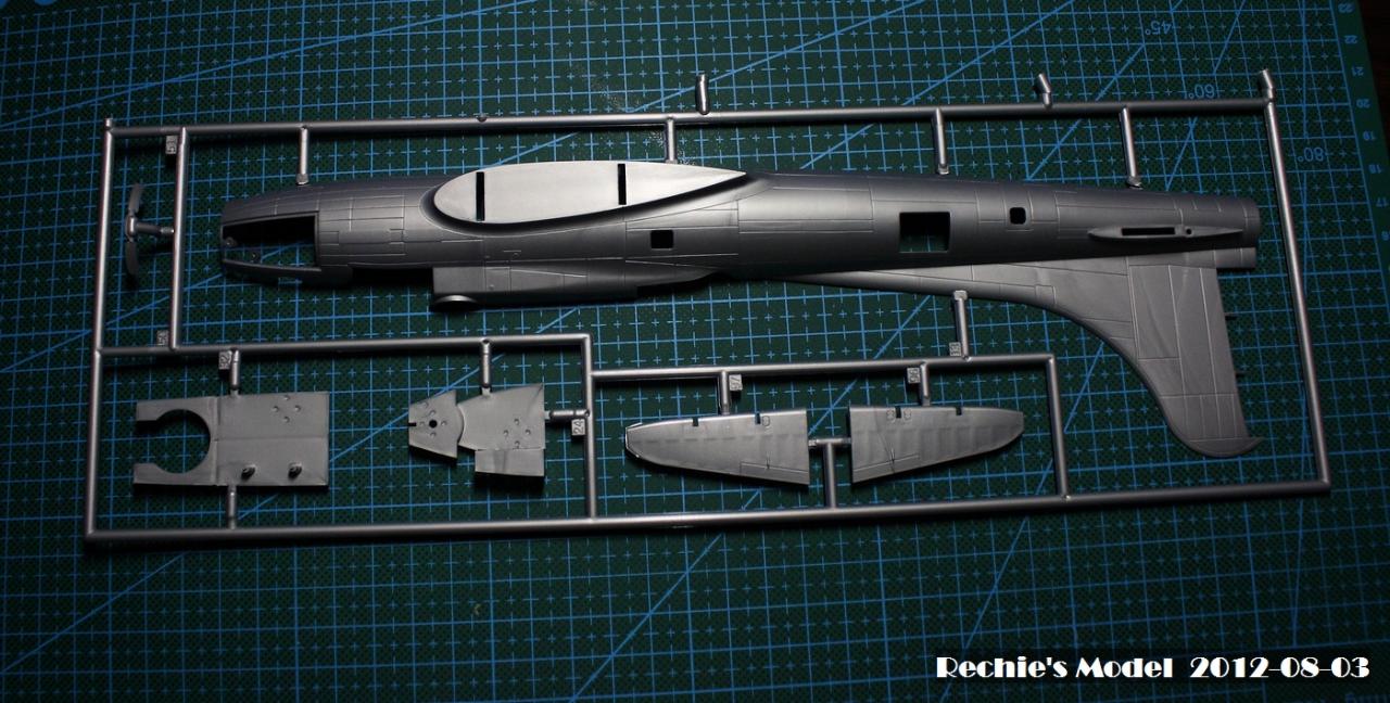 [开盒评测]威望-1/72波音B-17G
