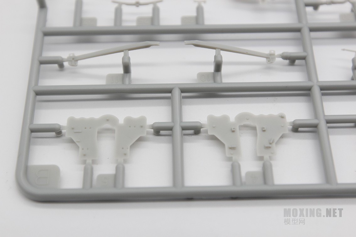 [模型网评测]威骏-1/35德国霍希(Kfz12)早期型+ 28mm sPzB41反坦克炮+拖车(CB35209)-开盒一览 - 第4张  | 制作坦克模型记录