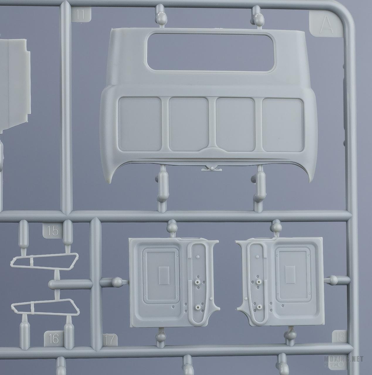 [模型网评测]威骏(CB35194)-1/35吉尔-131 V型牵引卡车-简介及开盒 - 第5张  | 制作坦克模型记录