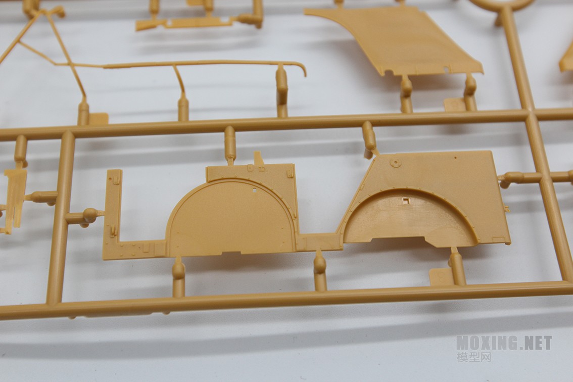 [模型网评测]威骏-1/35德国霍希(Kfz12)早期型+ 28mm sPzB41反坦克炮+拖车(CB35209)-开盒一览 - 第5张  | 制作坦克模型记录