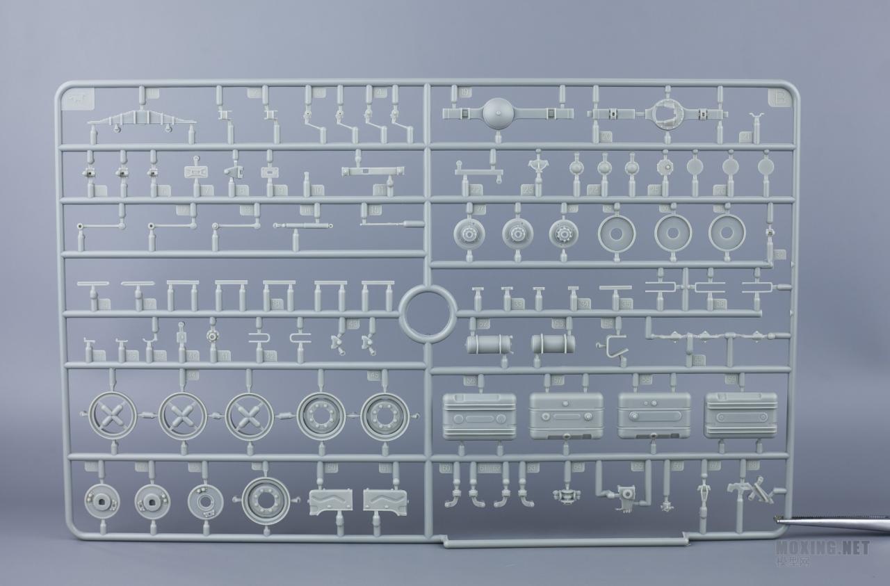 [模型网评测]威骏(CB35194)-1/35吉尔-131 V型牵引卡车-简介及开盒 - 第7张  | 制作坦克模型记录