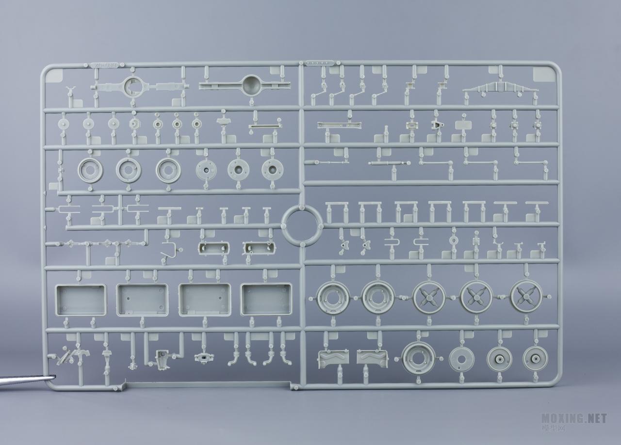 [模型网评测]威骏(CB35194)-1/35吉尔-131 V型牵引卡车-简介及开盒 - 第8张  | 制作坦克模型记录